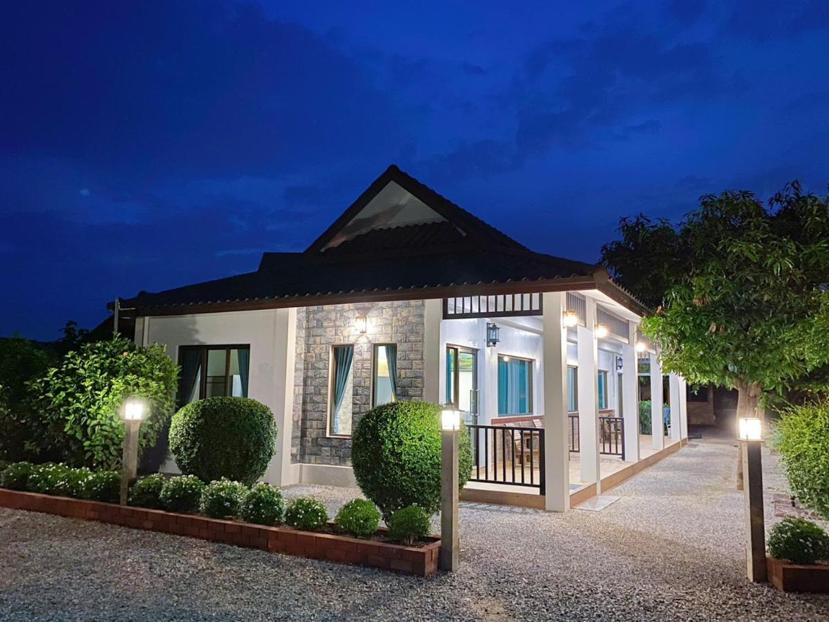 Sanaepatan Home Resort - เสน่ห์ป่าตาล โฮม รีสอร์ต Ban Buak Khang Екстер'єр фото