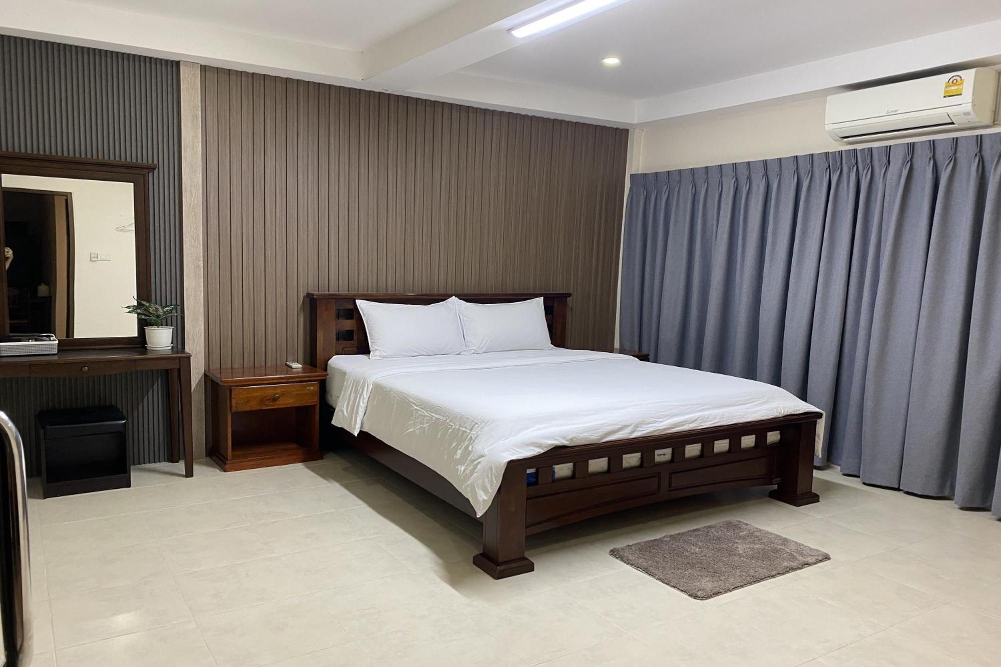 Sanaepatan Home Resort - เสน่ห์ป่าตาล โฮม รีสอร์ต Ban Buak Khang Екстер'єр фото
