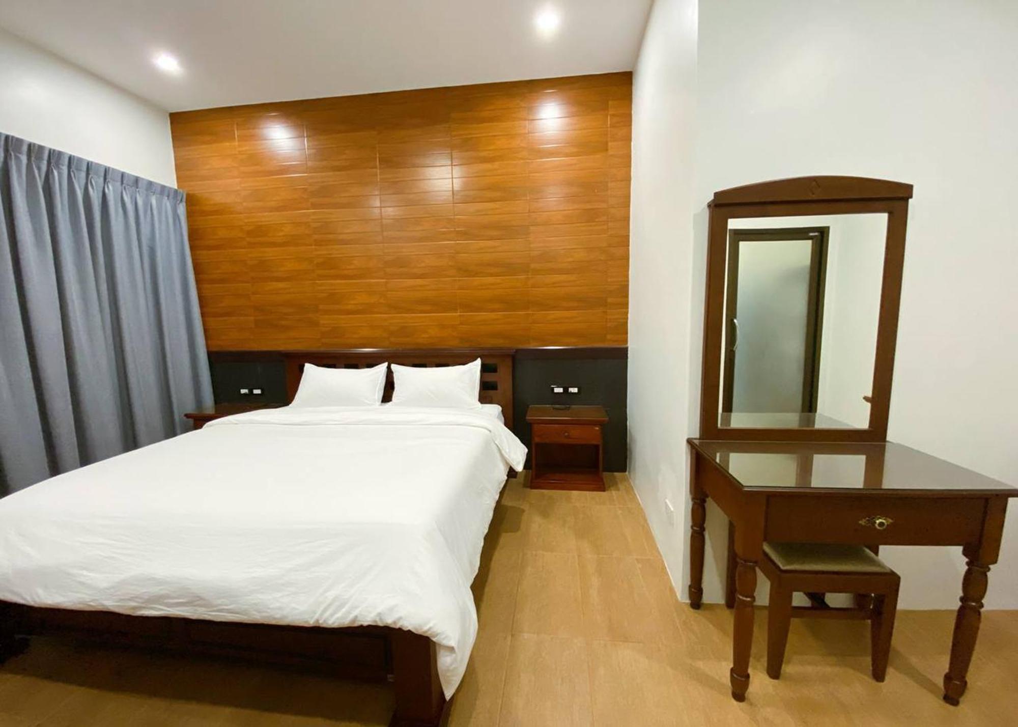 Sanaepatan Home Resort - เสน่ห์ป่าตาล โฮม รีสอร์ต Ban Buak Khang Екстер'єр фото