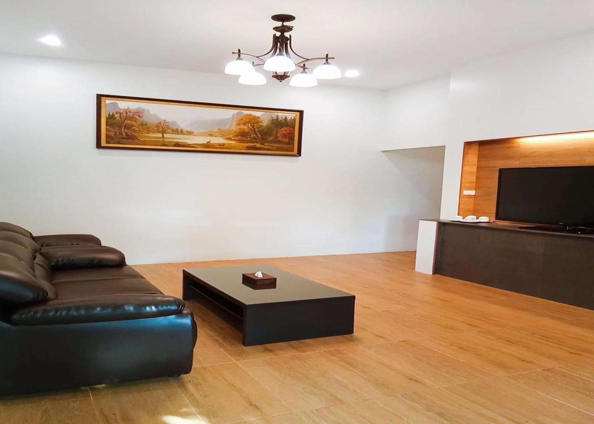 Sanaepatan Home Resort - เสน่ห์ป่าตาล โฮม รีสอร์ต Ban Buak Khang Екстер'єр фото
