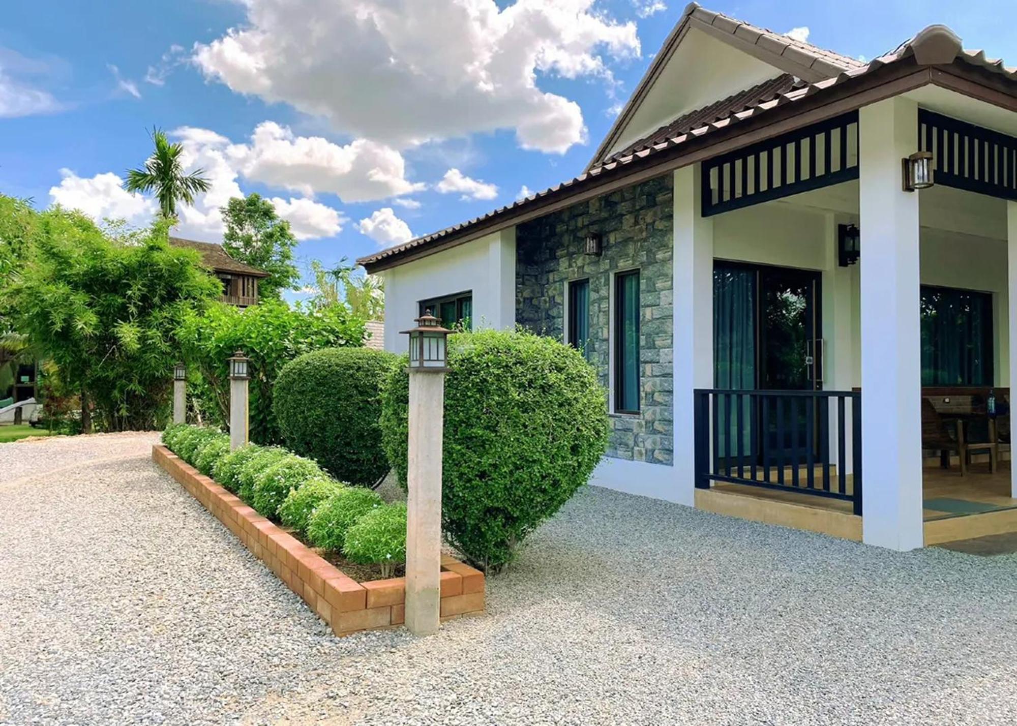 Sanaepatan Home Resort - เสน่ห์ป่าตาล โฮม รีสอร์ต Ban Buak Khang Екстер'єр фото